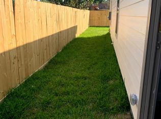 5622 Ridgeway Dr #A, Houston, TX 77033