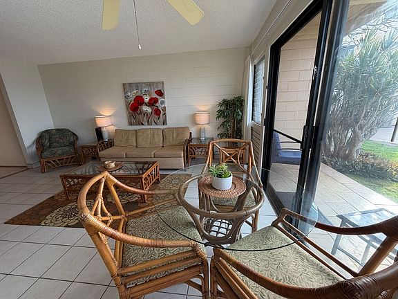 5th image of 280 Hauoli St APT A6