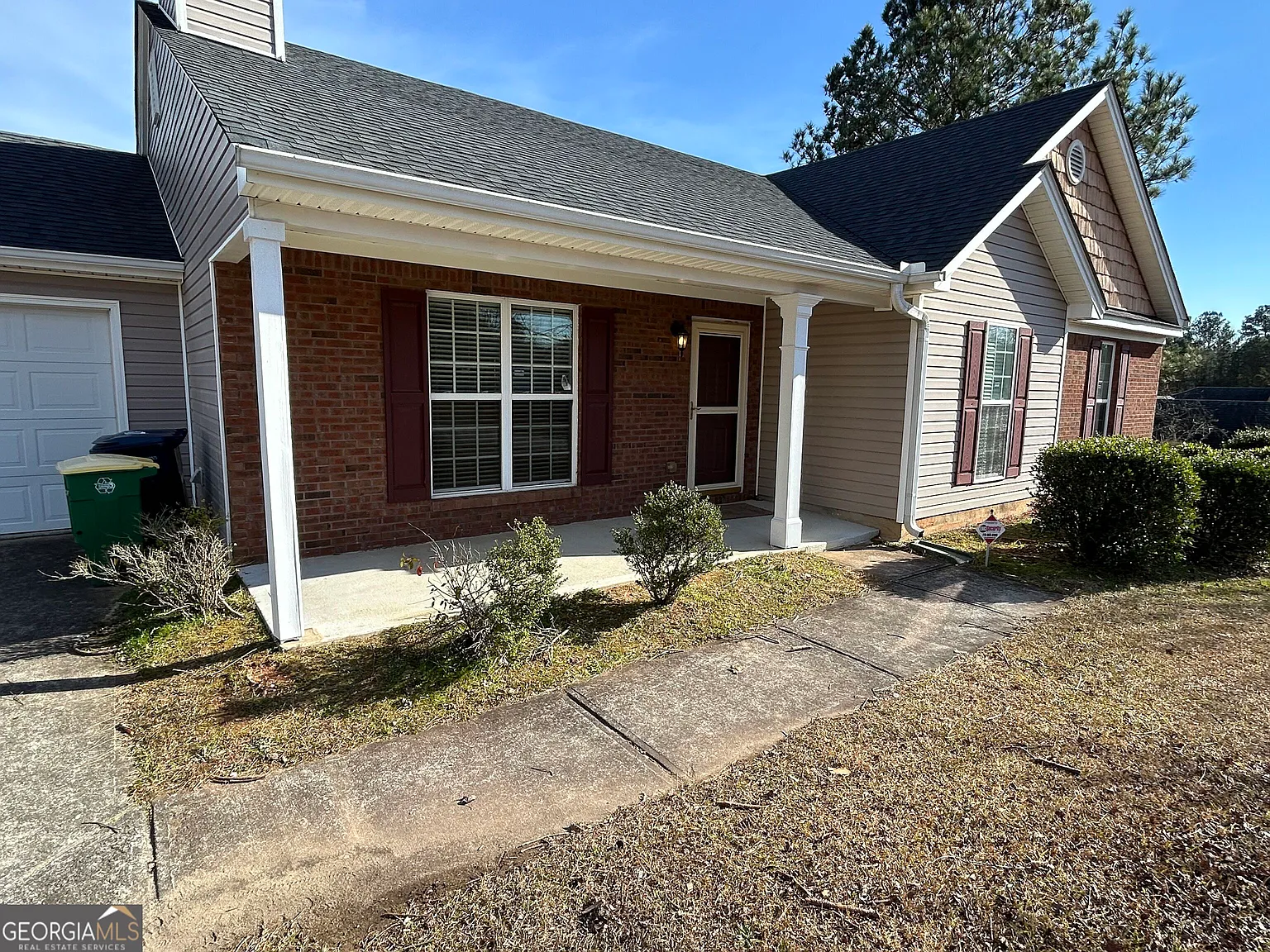 3 bed, 2.0 bath, 1517 sqft, $1,850 — Photo 3