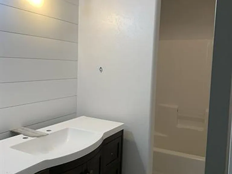 420 Mineral Ave — Photo 7