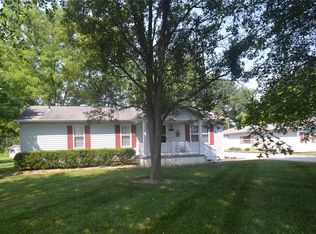 620 Urbanna Dr, Freeburg, IL 62243