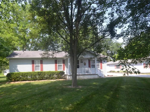 620 Urbanna Dr, Freeburg, IL 62243