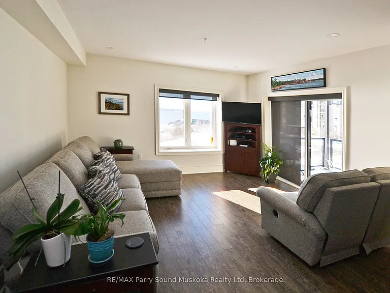 11C Salt Dock Rd — Photo 3