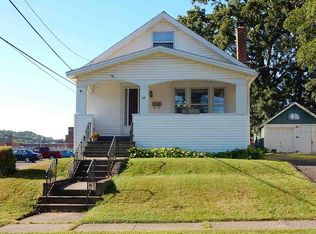 58 109th St, Troy, NY 12182