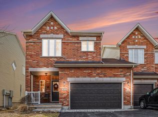 530 Salzburg Dr, Ottawa, ON K4A0C6