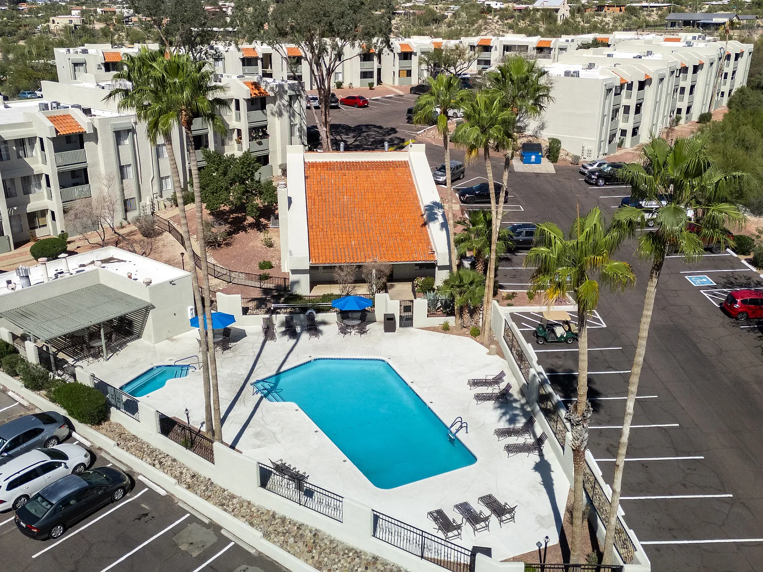 Valley View Apartments — Photo 2