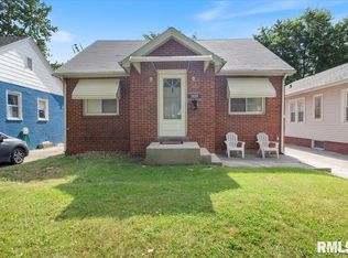 2424 S 6th St, Springfield, IL 62703