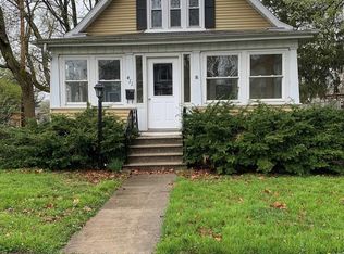 411 Woodland Ave, Bloomington, IL