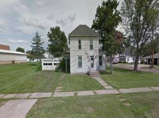 228 S Main St, Chariton, IA 50049