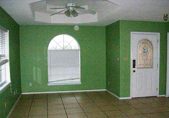 4th image of 9940 W Luz Ave