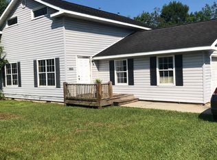 1052 Thomas Dr, Thomasville, GA 31757