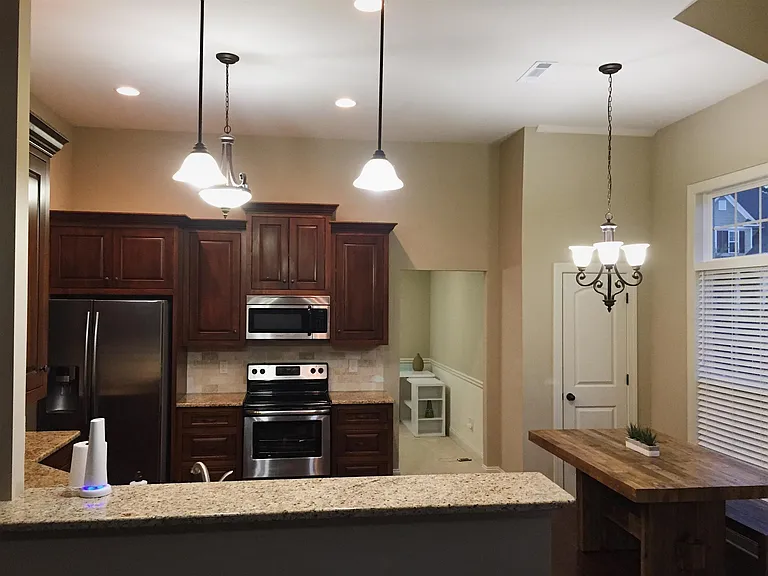 324 Evesham Ave — Photo 17