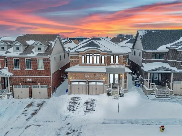 14 Spachman St, Kitchener, ON N2R 0N5