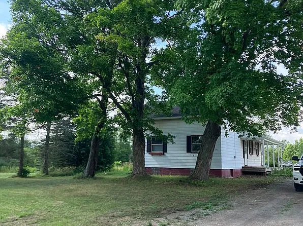 11356 Bullis Rd, Marilla, NY 14102