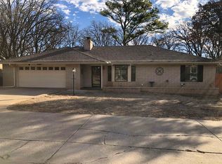 20 Canterbury Ln, Duncan, OK 73533