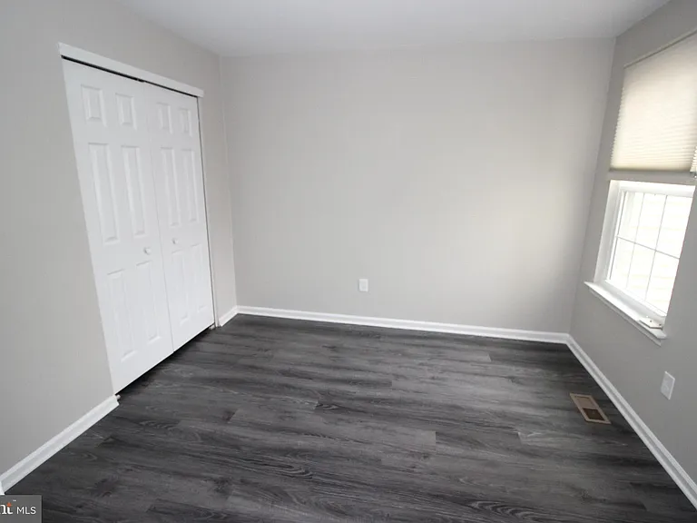 29 Van Horn Pl — Photo 10