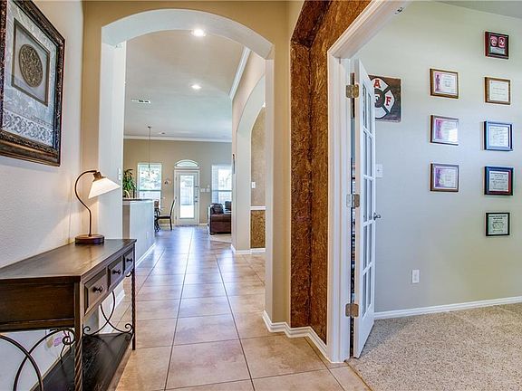 4th image of 12808 Saratoga Downs Ct
