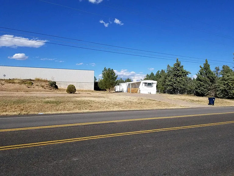 3860 E Beaver Creek Rd — Photo 3