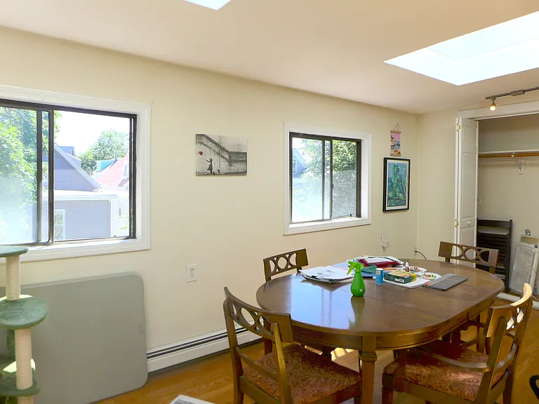 3 Evergreen Ave — Photo 4