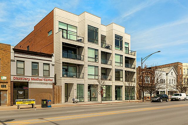 1st image of 2550 W Fullerton Ave Unit 4B
