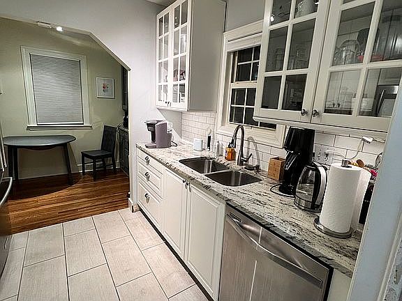 2nd image of 1531 S Atlanta Ave