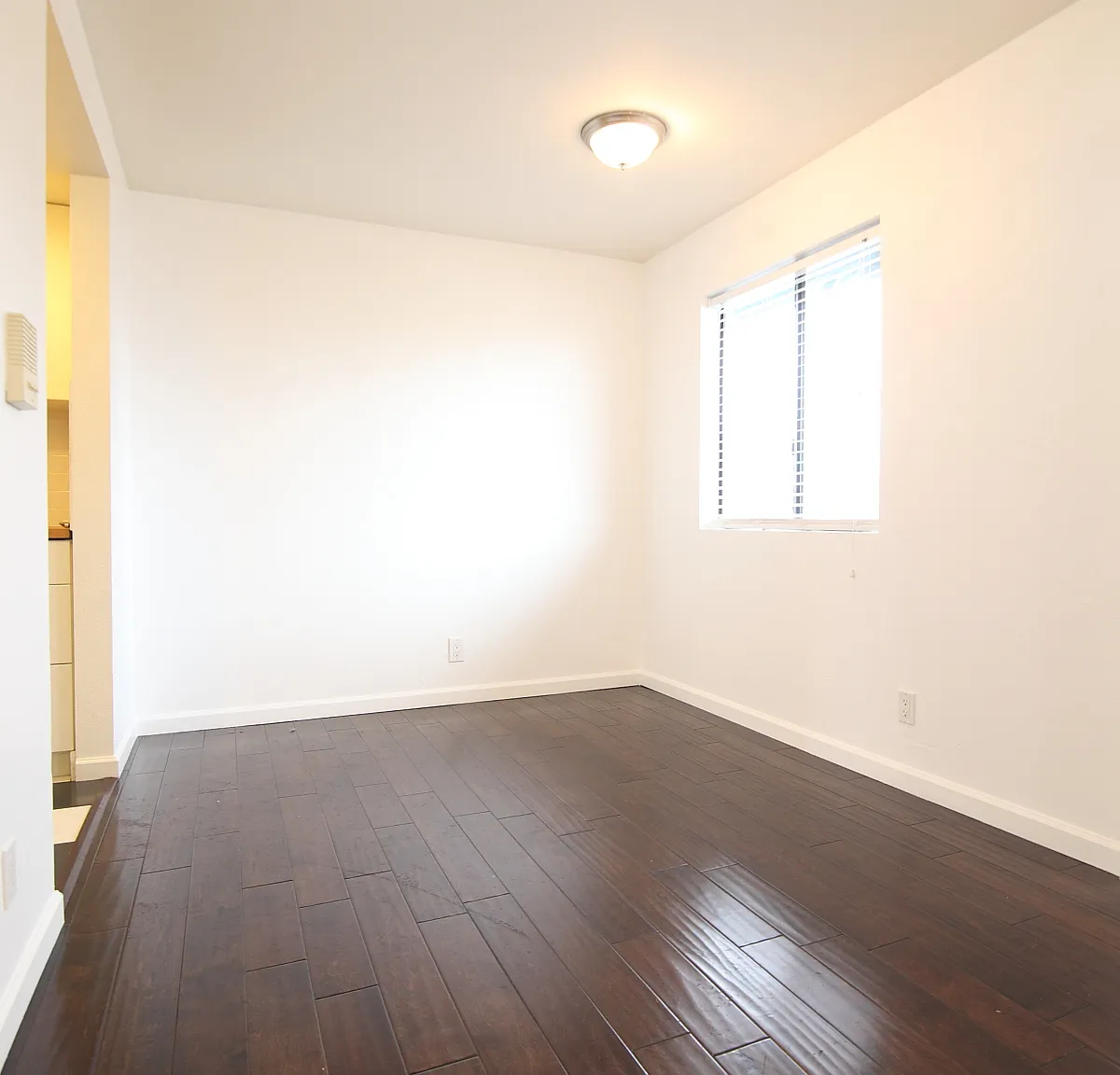 2 bed, 650 sqft, $2,795 — Photo 2