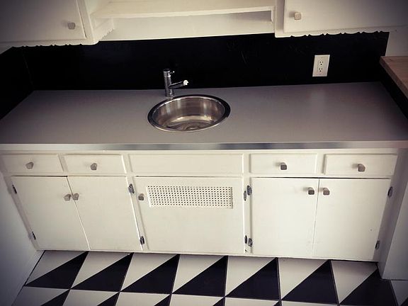 2nd image of 2155 Logan Ave