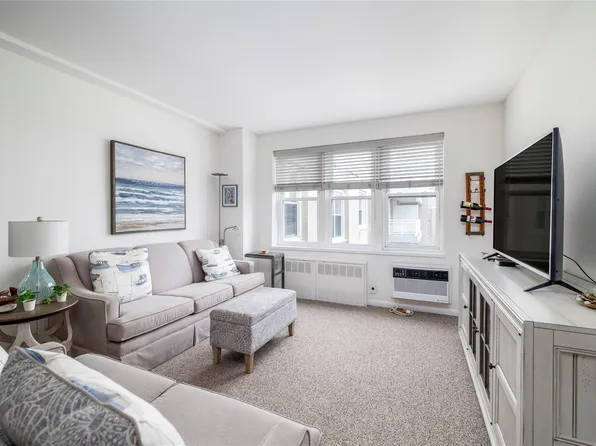 522 Shore Road #6MM, Long Beach, NY 11561