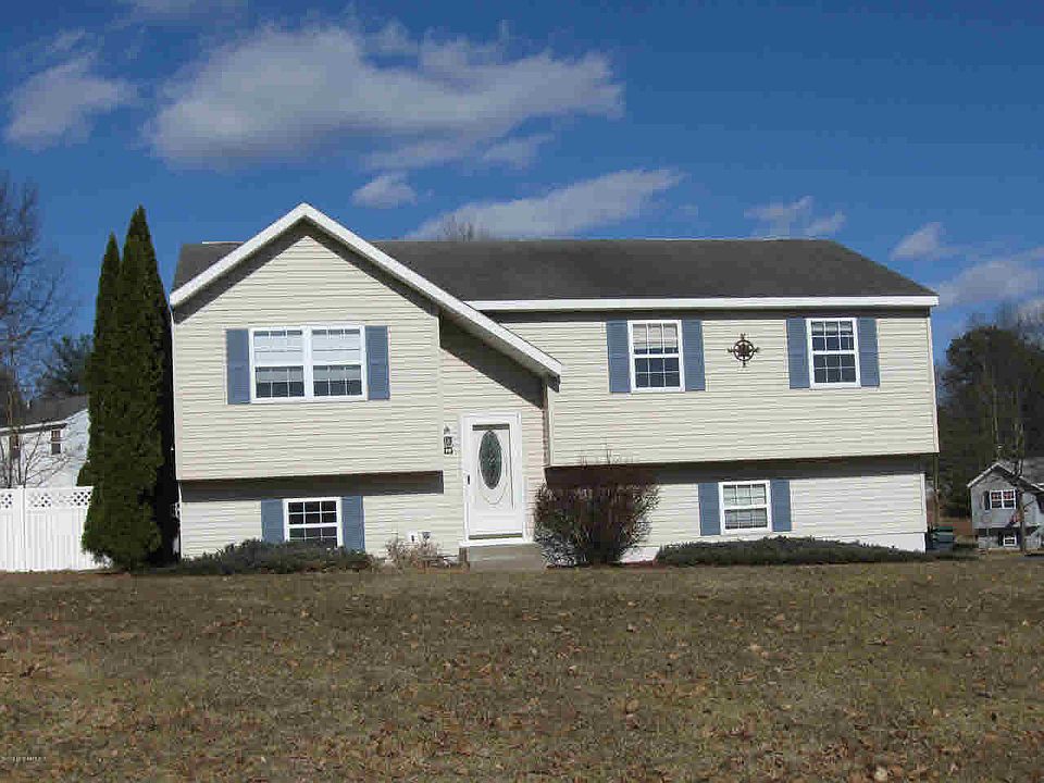 1st image of 13 Dogwood Dr