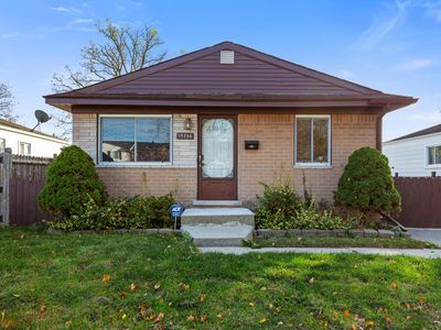 19766 Abrahm St, Clinton Township, MI, 48035