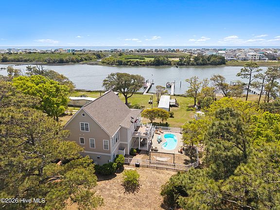 2nd image of 2829 Pirate Shores Drive SW