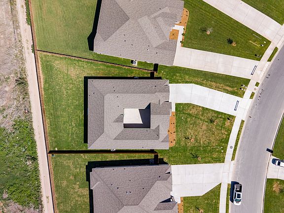 2nd image of 14920 Aqualina Way