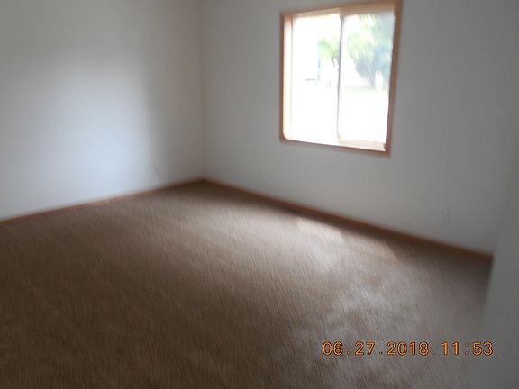5th image of 312 E School St