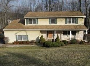 4217 Emerson Pl, Vestal, NY 13850