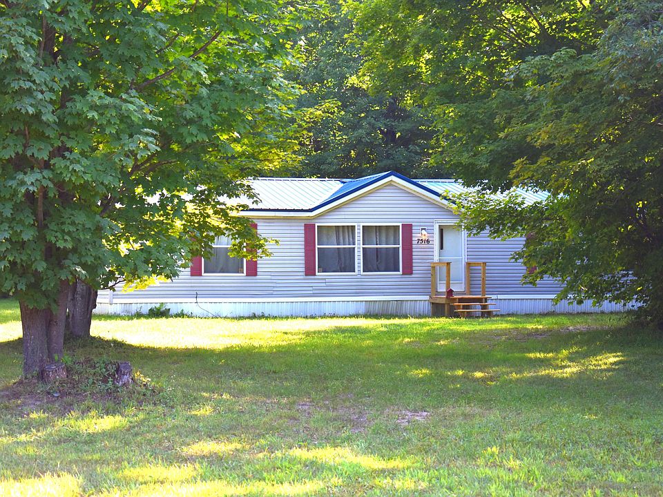 1st image of 7516 Covert Rd NE