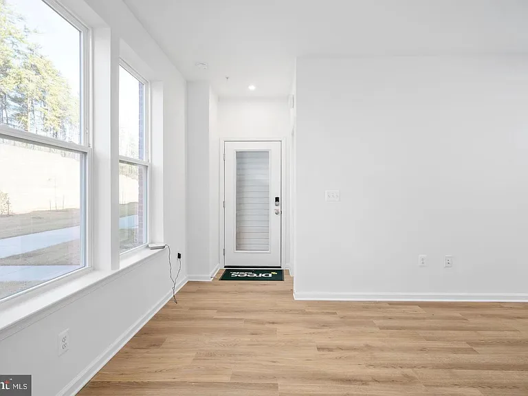 2536 Neabsco Common Pl — Photo 4