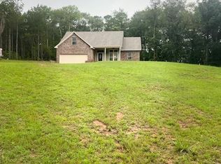 1073 Hillcrest Farms Ln, Summit, MS 39666