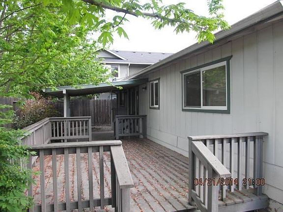 2nd image of 110 Neila Ln