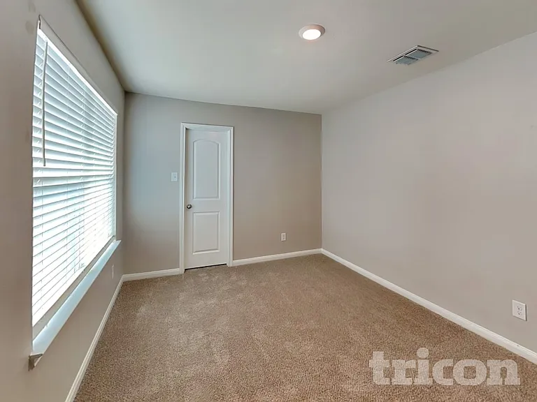 11769 Alcoser Ct — Photo 14