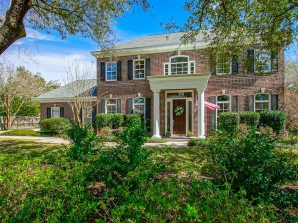 1425 Rue Avignon, Mandeville, LA 70471