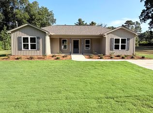 718 Tippett St, Clanton, AL 35045