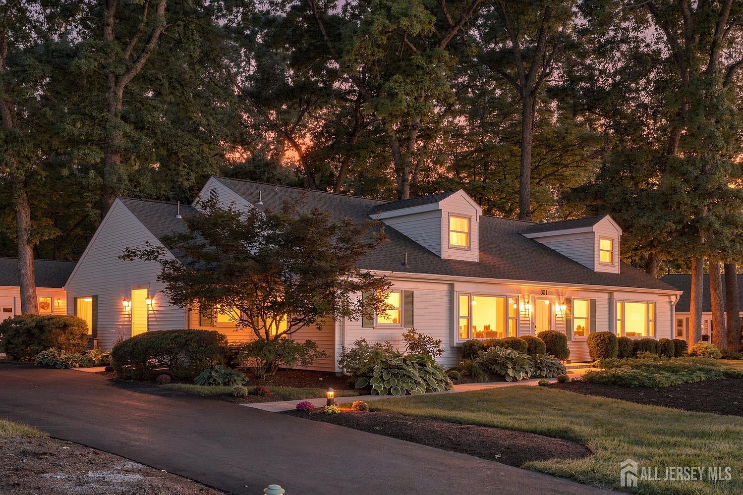 321 N Sharon Way #A — The Golf Course at Rossmoor