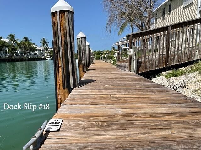 2nd image of Dock Dock Harbor Village Drive Slip #18