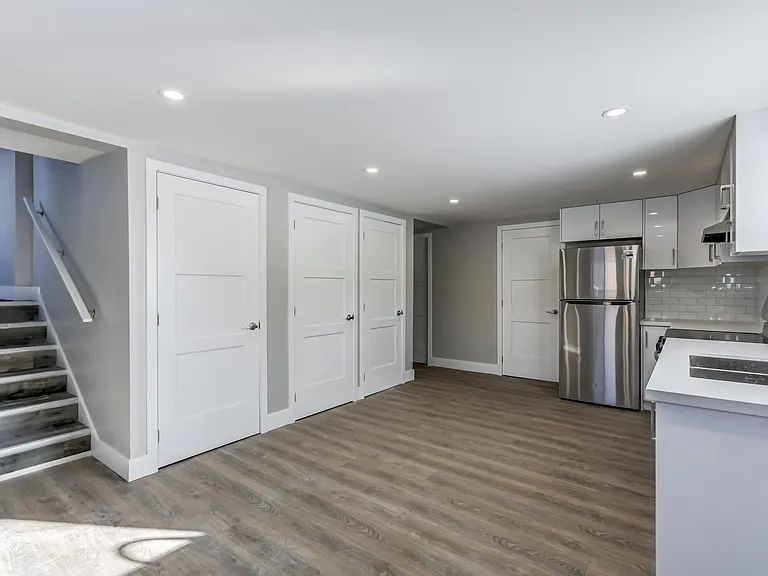 493 Gill St #BASEMENT — Photo 6