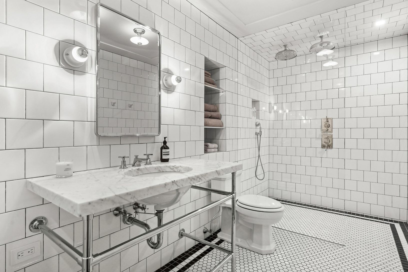  Full Bath 