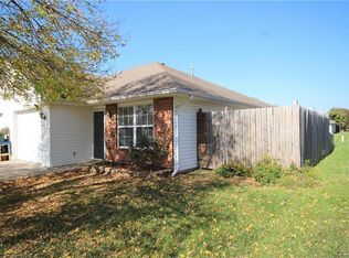 1014 Sandy Ln, Grain Valley, MO 64029