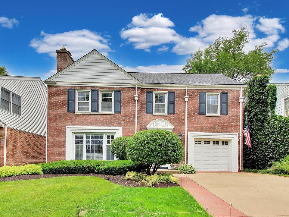 1st image of 434 S Beverly Ln