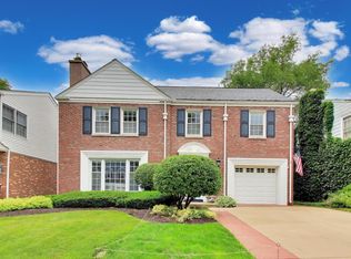 434 S Beverly Ln, Arlington Heights, IL 60005