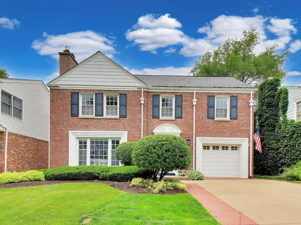 434 S Beverly Ln, Arlington Heights, IL 60005