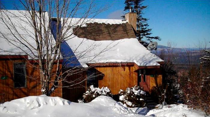 Exterior Front Entry